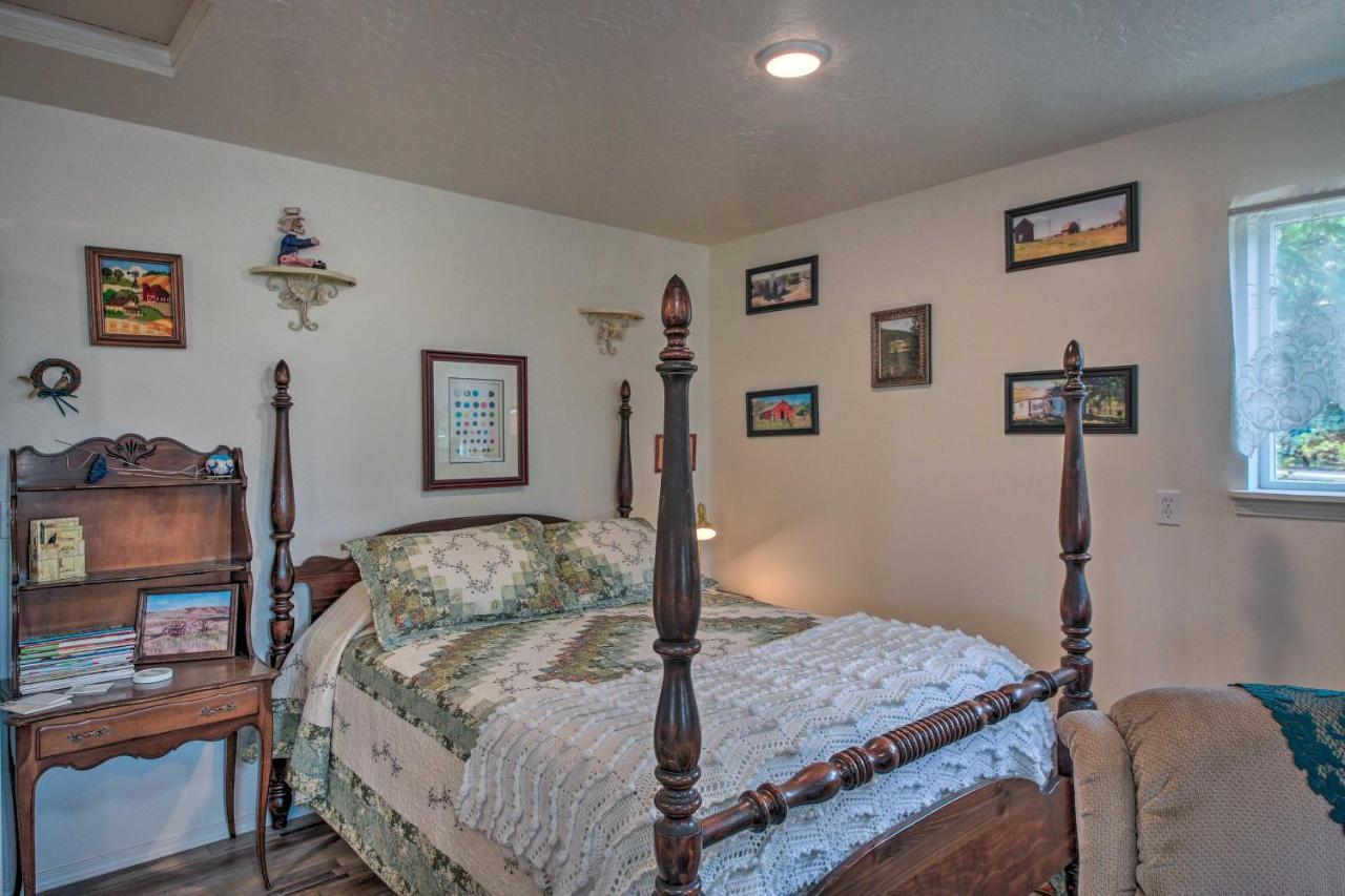 Pet-Friendly Libby Cottage With Mountain Views! Bagian luar foto