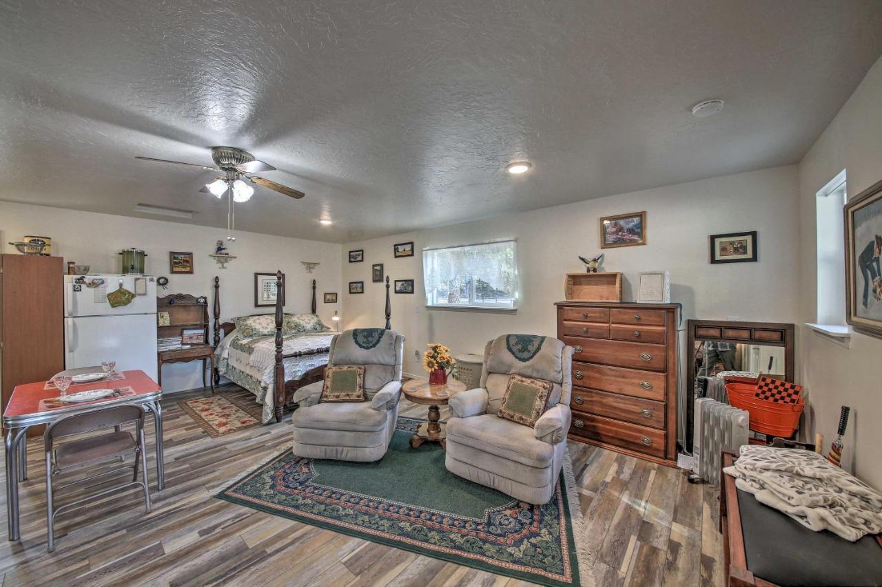 Pet-Friendly Libby Cottage With Mountain Views! Bagian luar foto