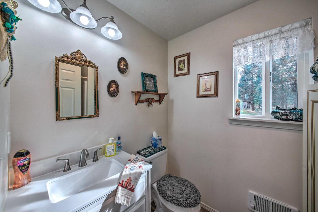 Pet-Friendly Libby Cottage With Mountain Views! Bagian luar foto