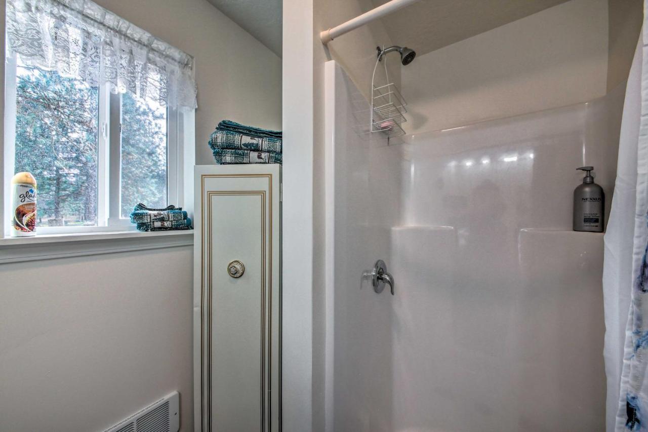 Pet-Friendly Libby Cottage With Mountain Views! Bagian luar foto