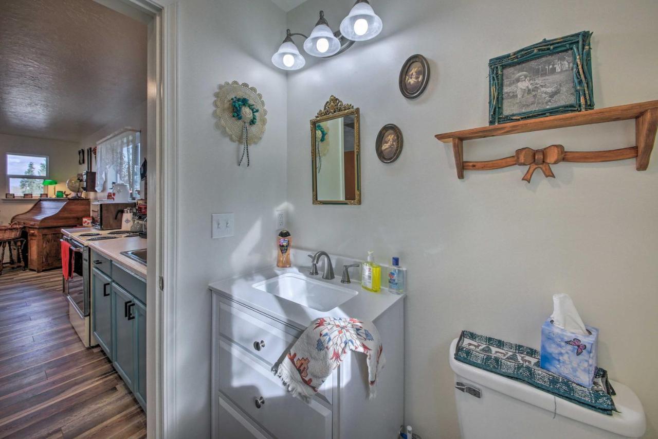 Pet-Friendly Libby Cottage With Mountain Views! Bagian luar foto